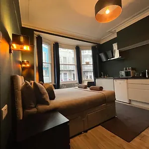 studio-one-charlotte.brighton-hotels-england.com/